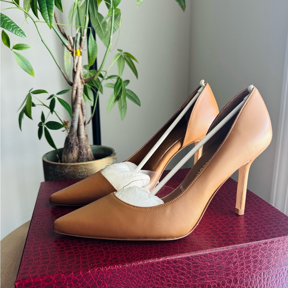 Tamara Mellon Tan Women's Heels